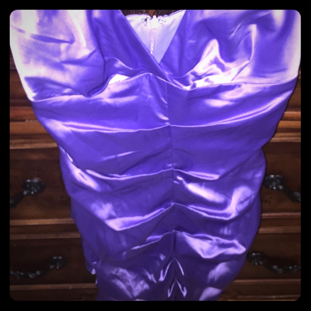 Beautiful sexy body contouring lavender dress $18